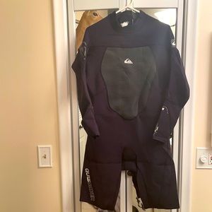 Quick silver wet suit